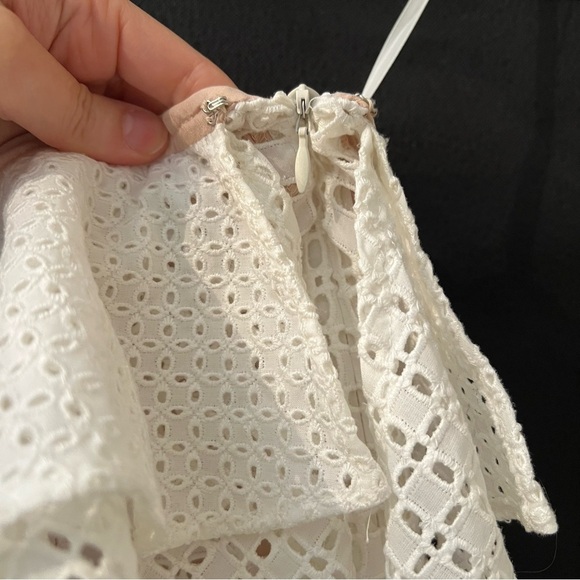 NWT J. Crew White One Shoulder Eyelet Ruffle Blouse Top Size 4 Preppy Feminine - Picture 5 of 8